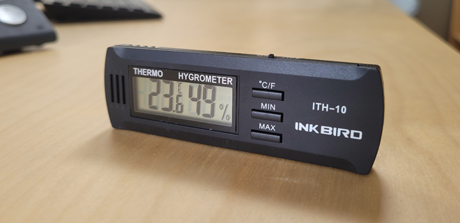 Think Energy temperature and humidity meter